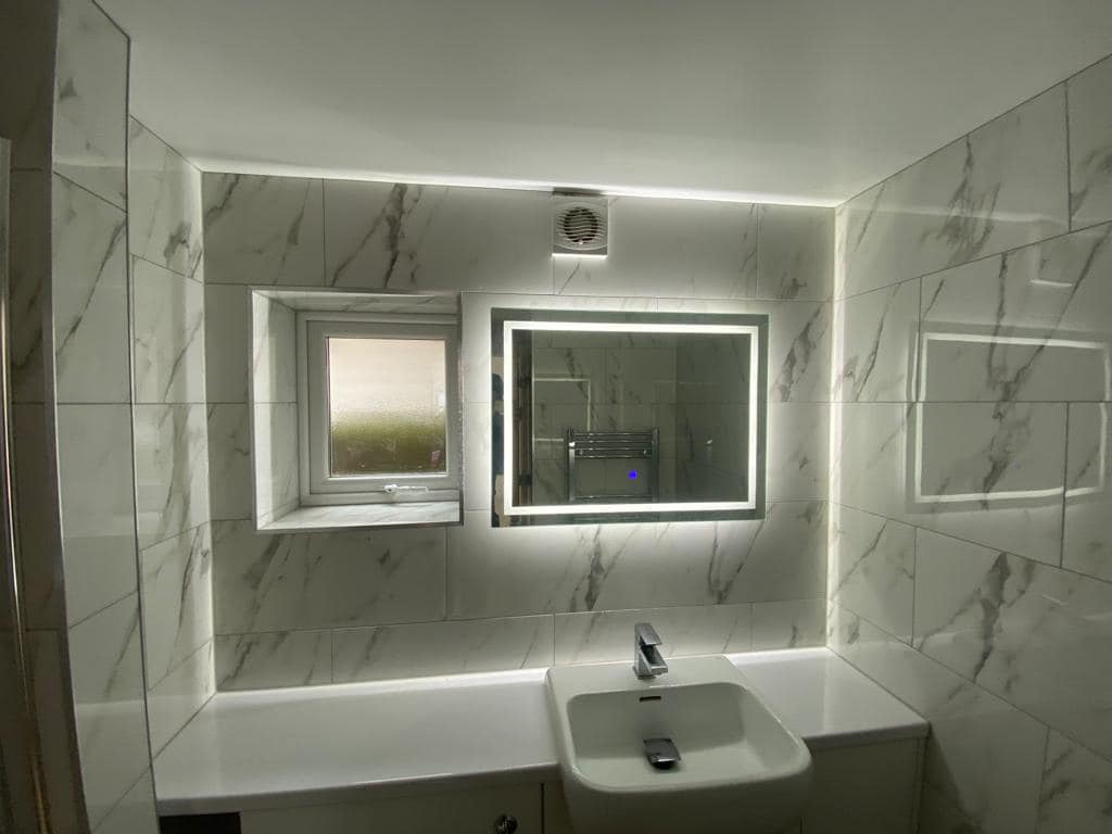 Bathrooms & Kitchens